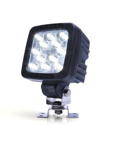 Farol LED quadrado de 50W para caminhão trator reboque máquinas agrícolas industriais multitensão à prova d'água | LeonLeds