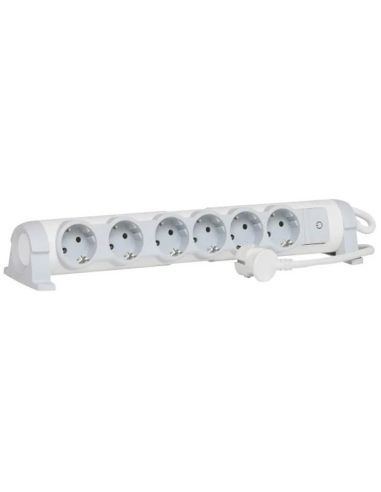 Base Multiple 6 Enchufes blanca y gris Legrand 1,5Mts de cable con Interruptor Luminoso