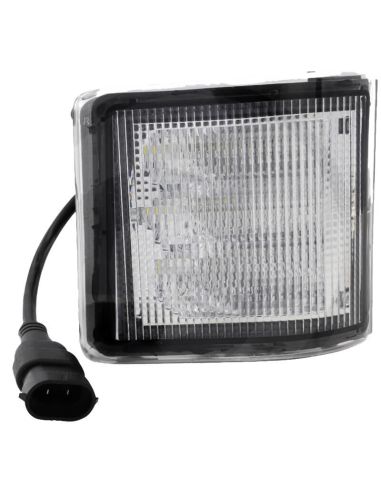 Faro de trabajo cuneteros LED para tractores John Deere 30W 3.000Lm para tractores John Deere Serie 00 y 10 con conector H11